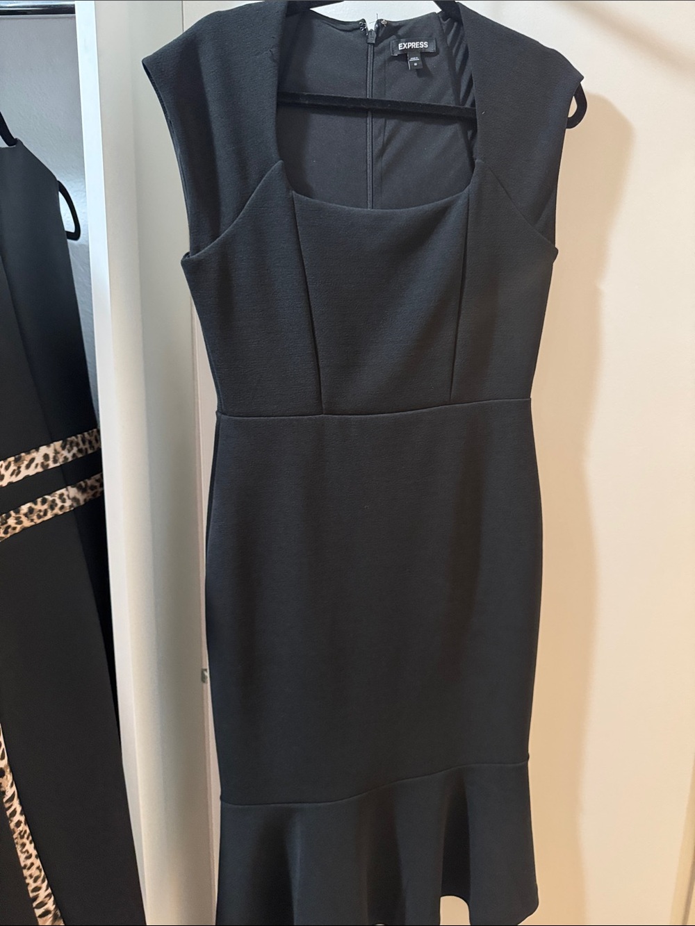 Express Black Cap-Sleeve Fluted-Hem Midi Dress